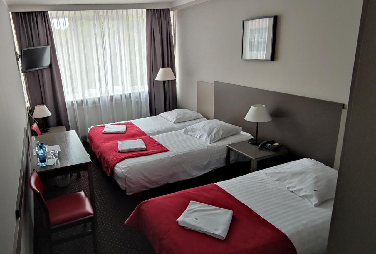 Hotel New Skanpol Kołobrzeg Exterior foto