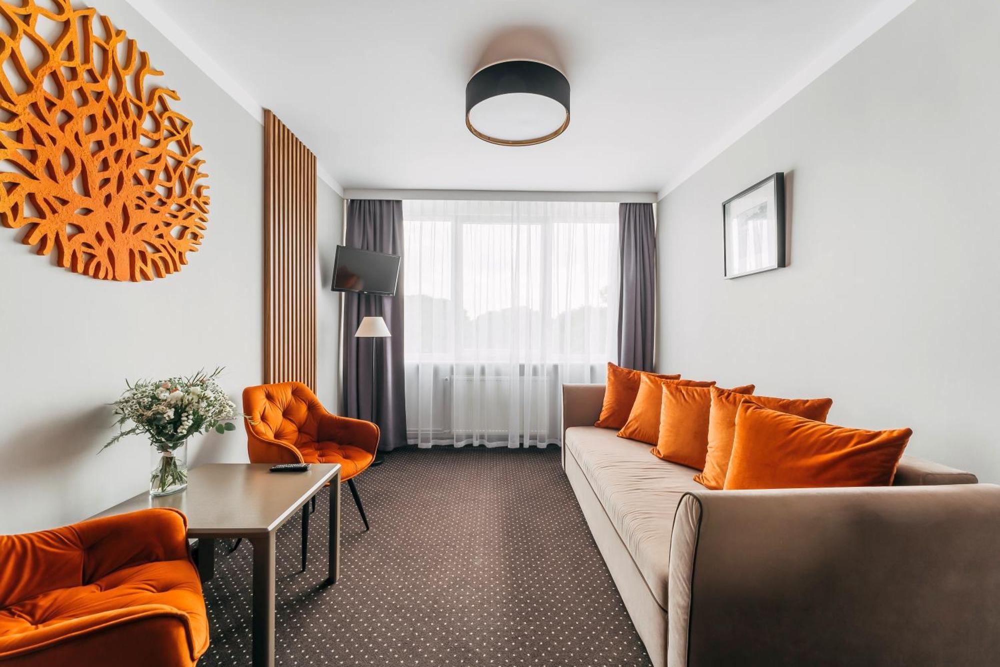 Hotel New Skanpol Kołobrzeg Exterior foto